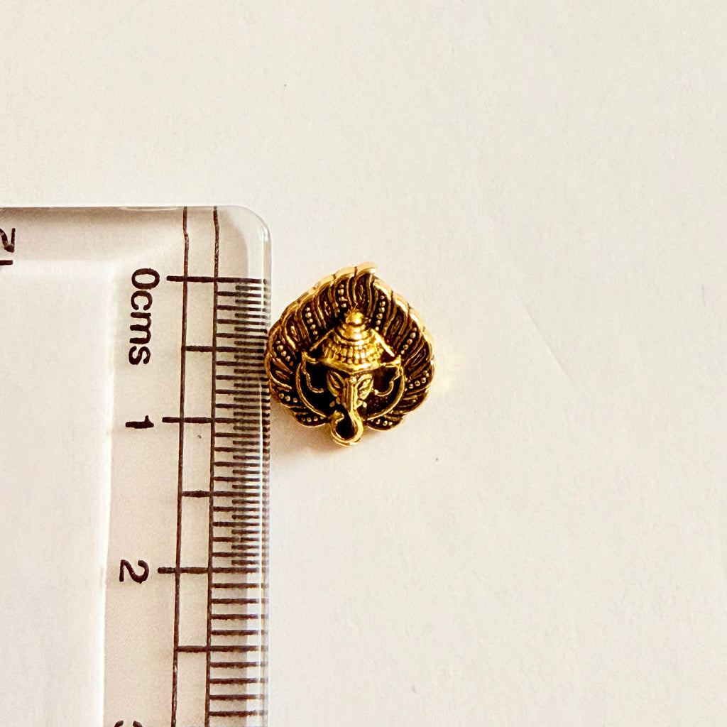 Ganesha with Leaf Rakhi Charm Metal Gold - TypeA (CK029) - 1 Pcs